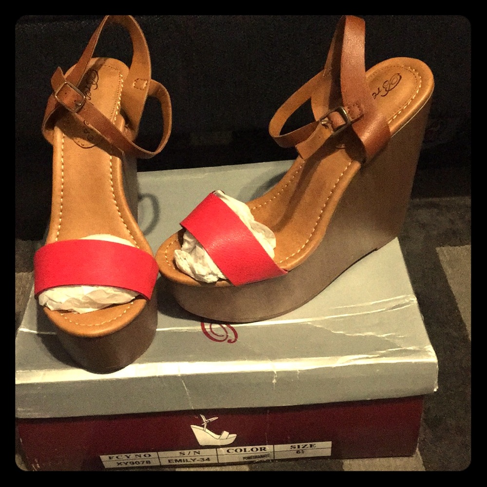 Womens tan and red wedge heels - brand new